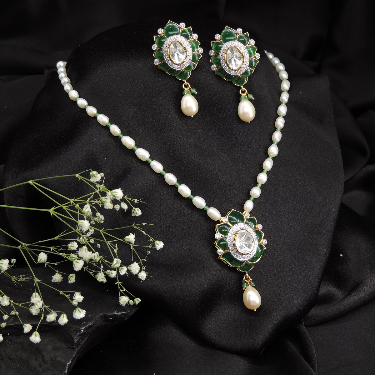 Green Pendant